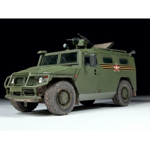 1:35 Сборная модель ZVEZDA Бронеавтомобиль ГАЗ "Тигр"