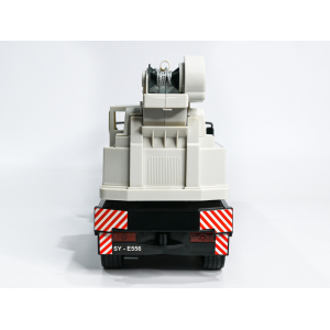 1:20 Автокран Freightliner 114SD Double Eagle E556-003