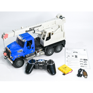 1:20 Автокран Freightliner 114SD Double Eagle E556-003