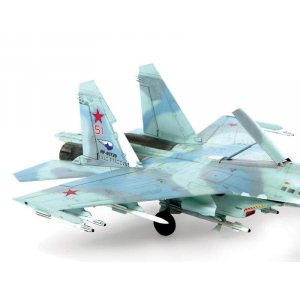 1:72 Сборная модель ZVEZDA Российский многоцелевой истребитель Су-27СМ, подарочный набор