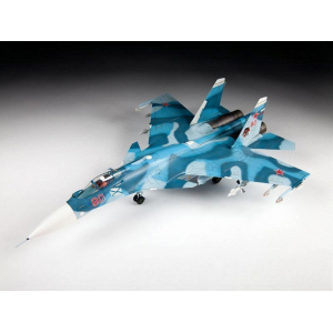 1:72 Сборная модель ZVEZDA Российский палубный истребитель Су-33, подарочный набор