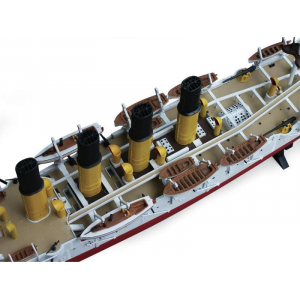 1:350 Сборная модель ZVEZDA Крейсер "Варяг", подарочный набор