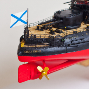 1:350 Сборная модель ZVEZDA Флагман 2-ой тихоокеанской эскадры броненосец "Князь Суворов", подарочный набор