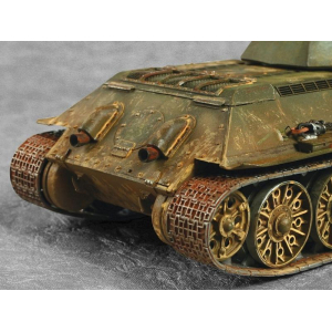 1:35 Сборная модель ZVEZDA Советский средний танк Т-34/76 (обр. 1942 г.), подарочный набор