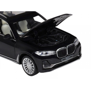 1:32 BMW X7 c инерционным механизмом