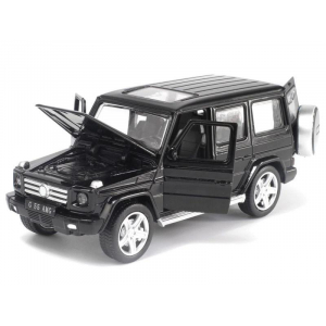 1:32 Mercedes G55 c инерционным механизмом