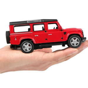 1:32 Land Rover Defender c инерционным механизмом