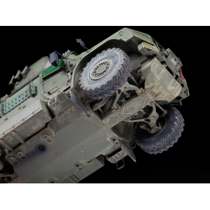 1:35 Сборная модель ZVEZDA Российский бронеавтомобиль Тайфун ВДВ 4*4 К-4386 с БМДУ