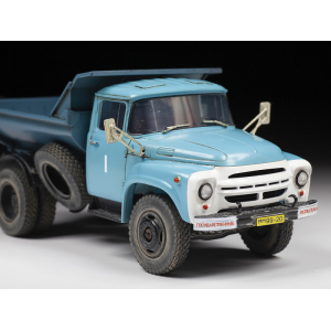 1:43 Сборная модель ZVEZDA Самосвал ЗиЛ 130 с кузовом ММЗ (1974-1977)