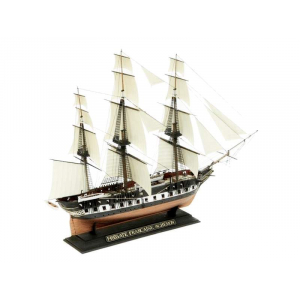 1:200 Сборная модель ZVEZDA Французский фрегат "Ашерон"